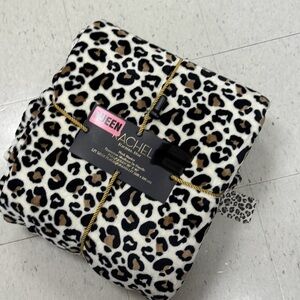 Rachel Leopard Print Blanket - Black, Brown, Cream